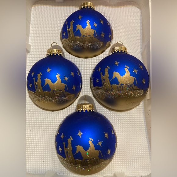 Vtg 90s Christmas By Krebs Blue Gold Glitter Nativity Holy Family Orname… - Picture 7 of 11